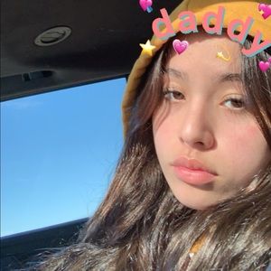 Meet your Posher, Isabella